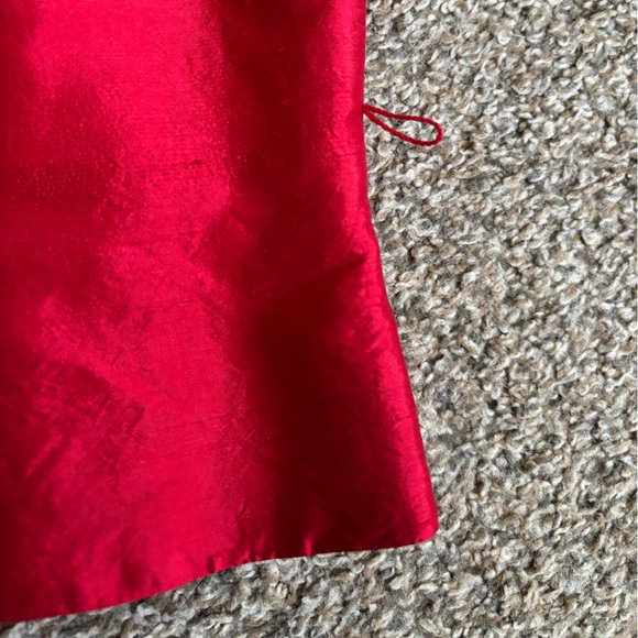 Vintage Ann Taylor Red Silk Sleeveless Wrap Blouse Women’s Size 4P - Picture 8 of 9